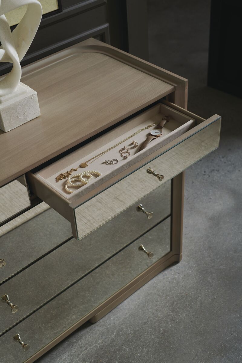 Living the Dream Dresser